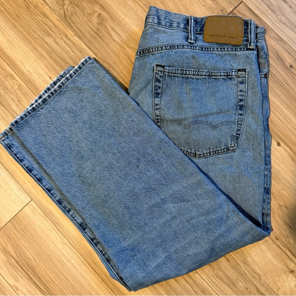 American Eagle Outfitters Men's Light Blue Straight Jeans